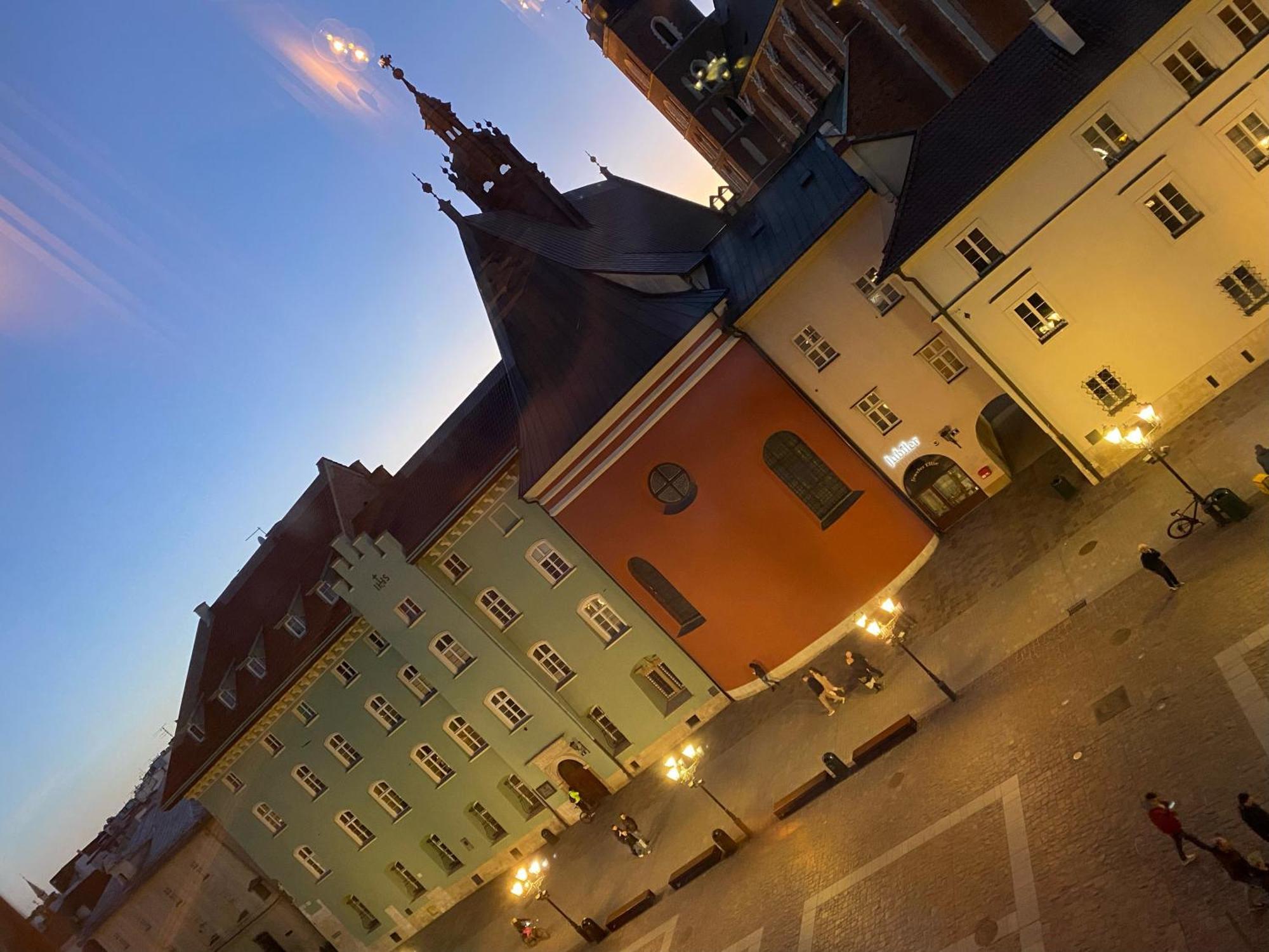 Lux Stays By Torres At K39 Kraków Zewnętrze zdjęcie